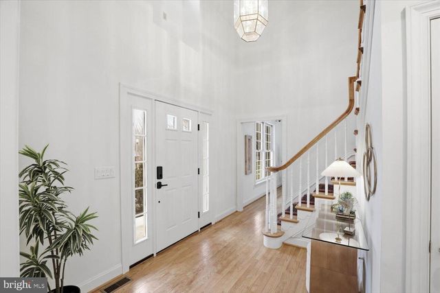 1160 STONEY RUN RD, Hummelstown, PA 17036