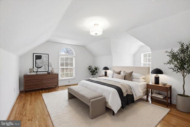 1160 STONEY RUN RD, Hummelstown, PA 17036