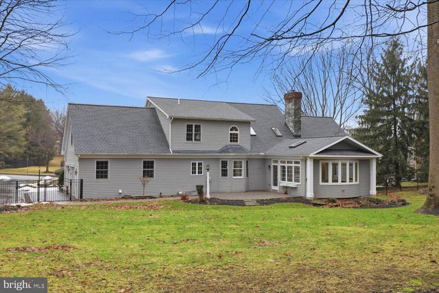 1160 STONEY RUN RD, Hummelstown, PA 17036