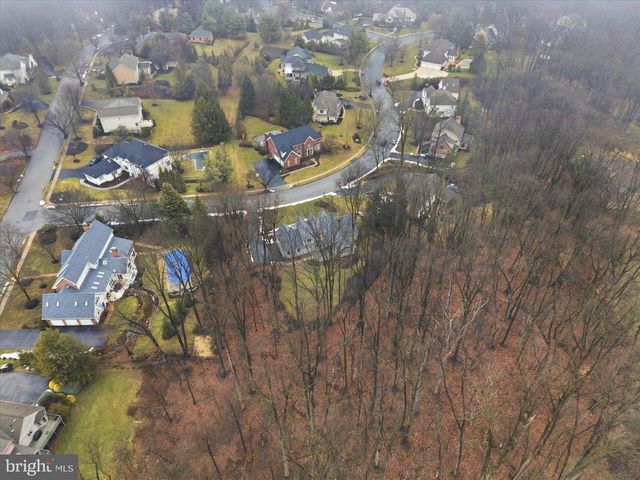 1160 STONEY RUN RD, Hummelstown, PA 17036