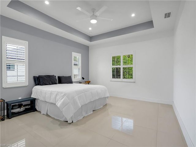 2991 18th AVE NE, Naples, FL 34120