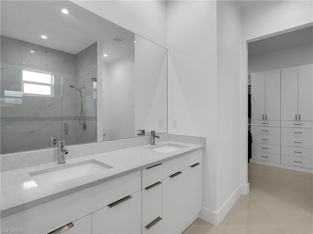 2991 18th AVE NE, Naples, FL 34120