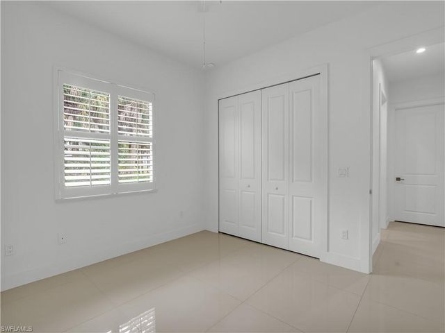 2991 18th AVE NE, Naples, FL 34120