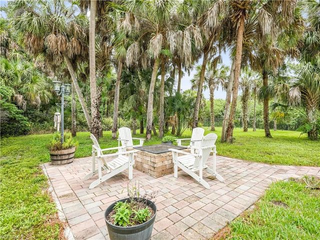 2991 18th AVE NE, Naples, FL 34120