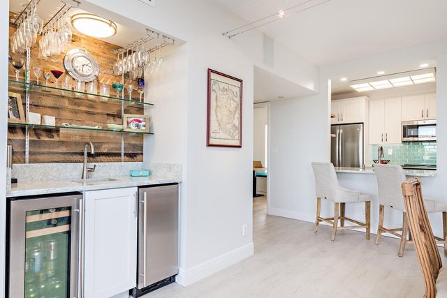 16940 Bay Street N N406, Jupiter, FL 33477