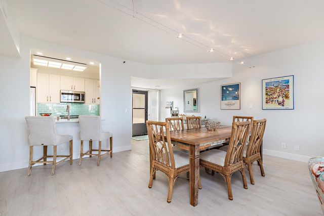 16940 Bay Street N N406, Jupiter, FL 33477