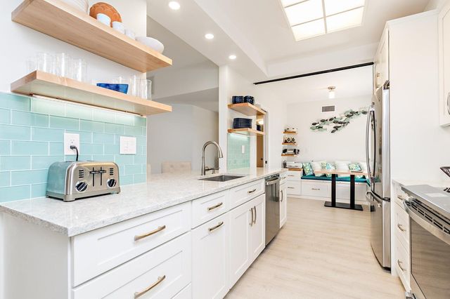 16940 Bay Street N N406, Jupiter, FL 33477