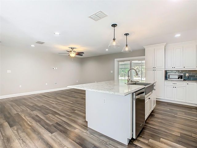 1904 FOXHOLLOW DRIVE E, Auburndale, FL 33823