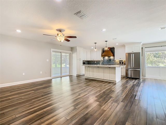 1904 FOXHOLLOW DRIVE E, Auburndale, FL 33823