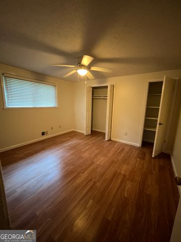 2069 Swan Court, Riverdale, GA 30296