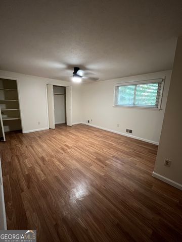 2069 Swan Court, Riverdale, GA 30296