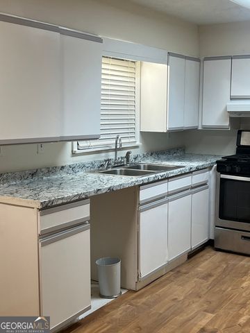 2069 Swan Court, Riverdale, GA 30296