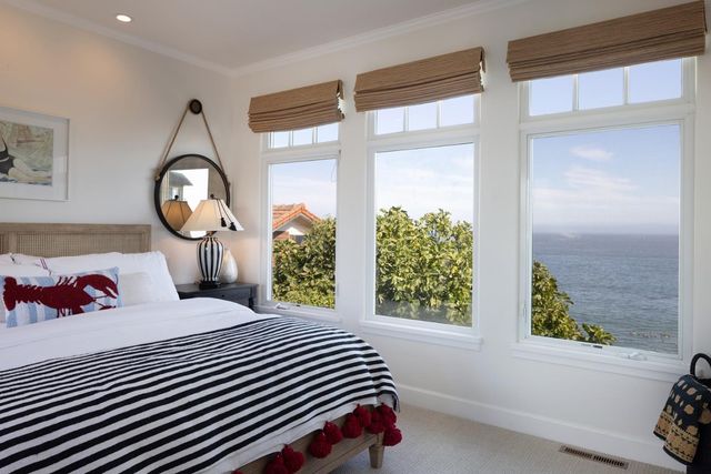 4840 Cliff Drive, Capitola, CA 95010