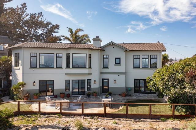 4840 Cliff Drive, Capitola, CA 95010