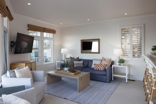 4840 Cliff Drive, Capitola, CA 95010
