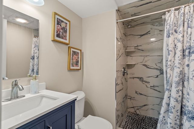 615 Adams 615, Boston, MA 02122