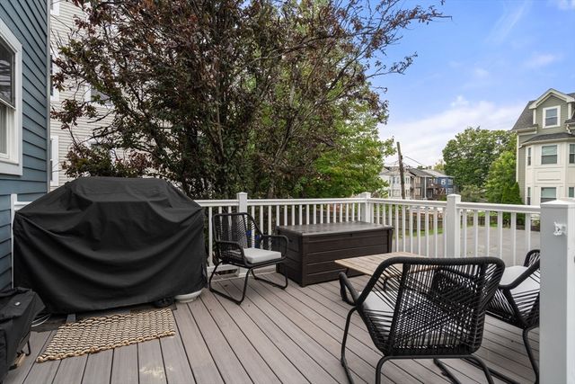 615 Adams 615, Boston, MA 02122