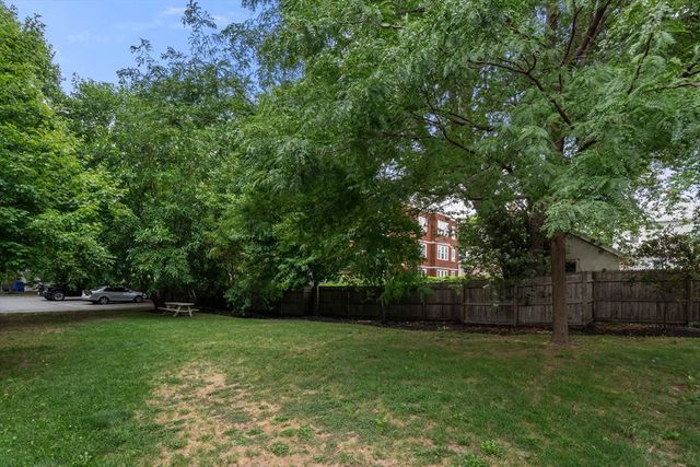 615 Adams 615, Boston, MA 02122