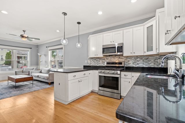 615 Adams 615, Boston, MA 02122