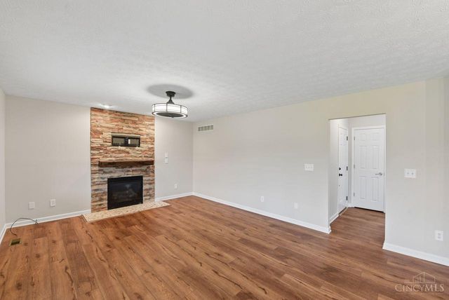 874 Ginger Ridge Drive, Trenton, OH 45067