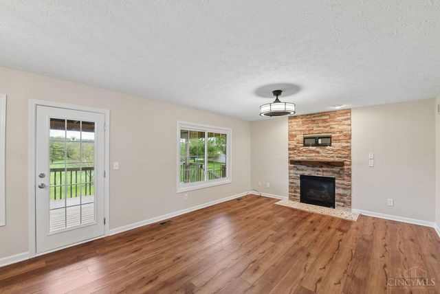 874 Ginger Ridge Drive, Trenton, OH 45067