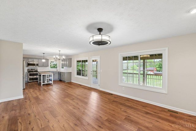 874 Ginger Ridge Drive, Trenton, OH 45067