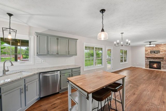 874 Ginger Ridge Drive, Trenton, OH 45067