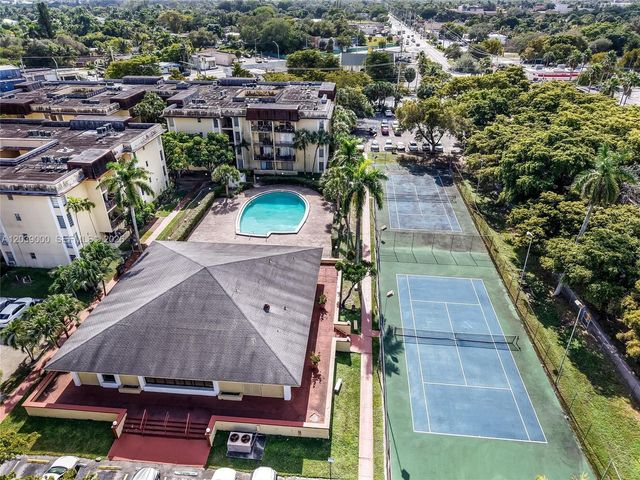 11905 NE 2nd Ave C411, North Miami, FL 33161