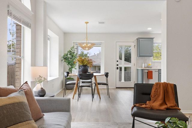 1305 Tudor House RD, Pflugerville, TX 78660