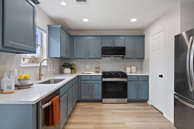 1305 Tudor House RD, Pflugerville, TX 78660