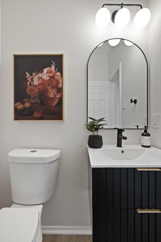 1305 Tudor House RD, Pflugerville, TX 78660