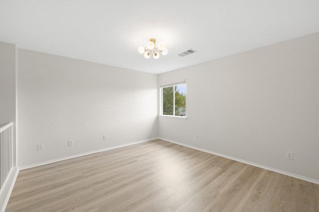 1305 Tudor House RD, Pflugerville, TX 78660