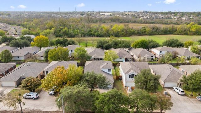 1305 Tudor House RD, Pflugerville, TX 78660