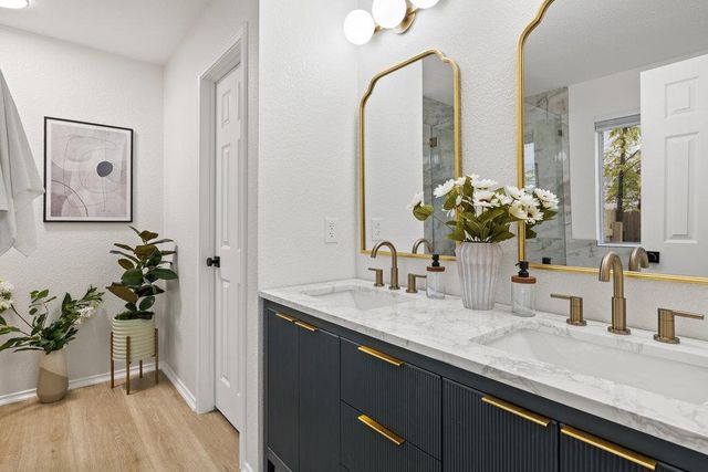 1305 Tudor House RD, Pflugerville, TX 78660