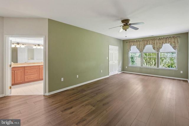 20 EVERETT DR, Columbus, NJ 08022