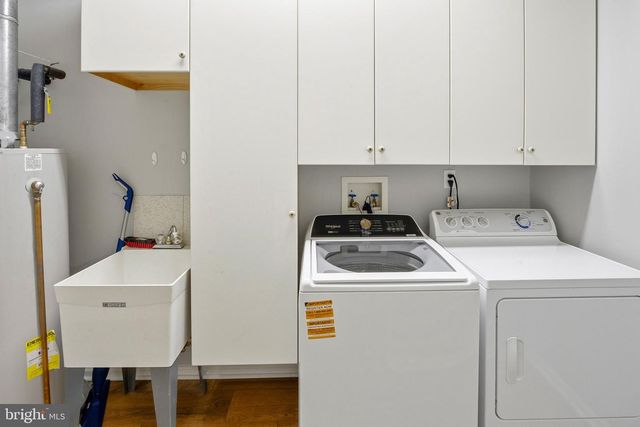 20 EVERETT DR, Columbus, NJ 08022