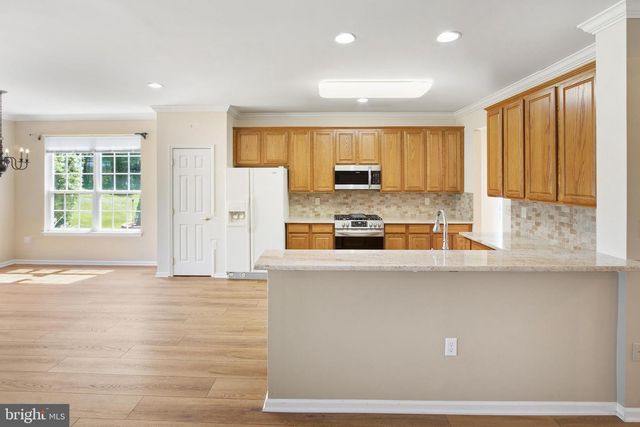 20 EVERETT DR, Columbus, NJ 08022