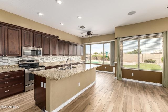 1644 E ORANGEWOOD Street, Gilbert, AZ 85296