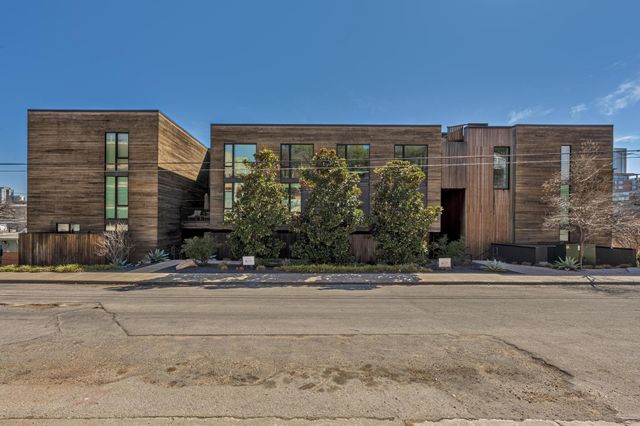 1010 W 10th ST 302, Austin, TX 78703