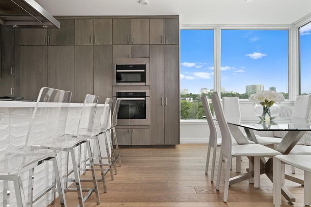 1010 W 10th ST 302, Austin, TX 78703