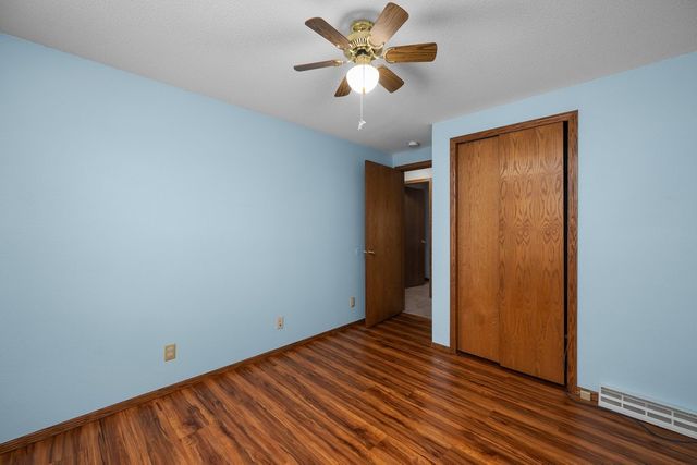 607 Reynolds Street, Le Claire, IA 52753