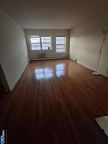 479 Broad, Palisades Park, NJ 07650