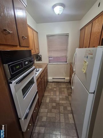 479 Broad, Palisades Park, NJ 07650