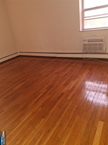 479 Broad, Palisades Park, NJ 07650