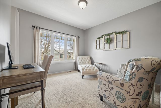 2302 NE Bel Aire Drive, Ankeny, IA 50021