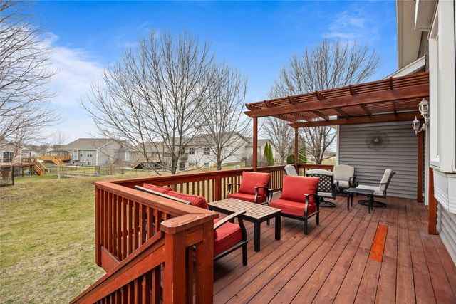 2302 NE Bel Aire Drive, Ankeny, IA 50021