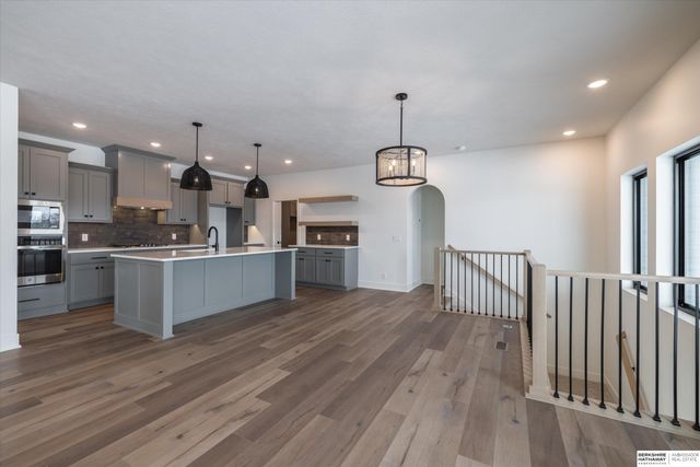 19017 Acorn Drive, Gretna, NE 68028