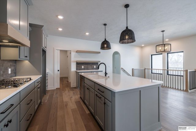 19017 Acorn Drive, Gretna, NE 68028