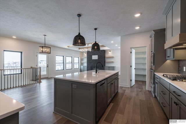 19017 Acorn Drive, Gretna, NE 68028