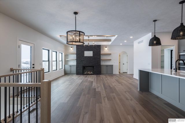 19017 Acorn Drive, Gretna, NE 68028